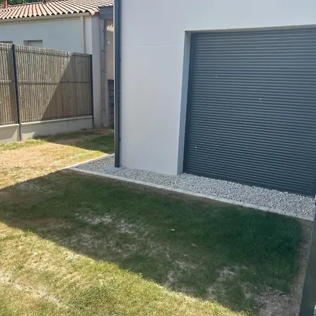 Cosy Et Independant - Ideal Pour 2 Personnes 招待所 3*