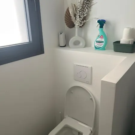 Cosy Et Independant - Ideal Pour 2 Personnes 招待所