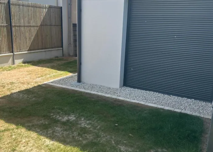 Cosy Et Independant - Ideal Pour 2 Personnes 招待所 3*