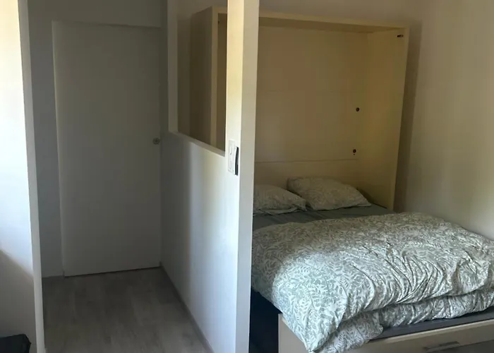 Cosy Et Independant - Ideal Pour 2 Personnes 招待所